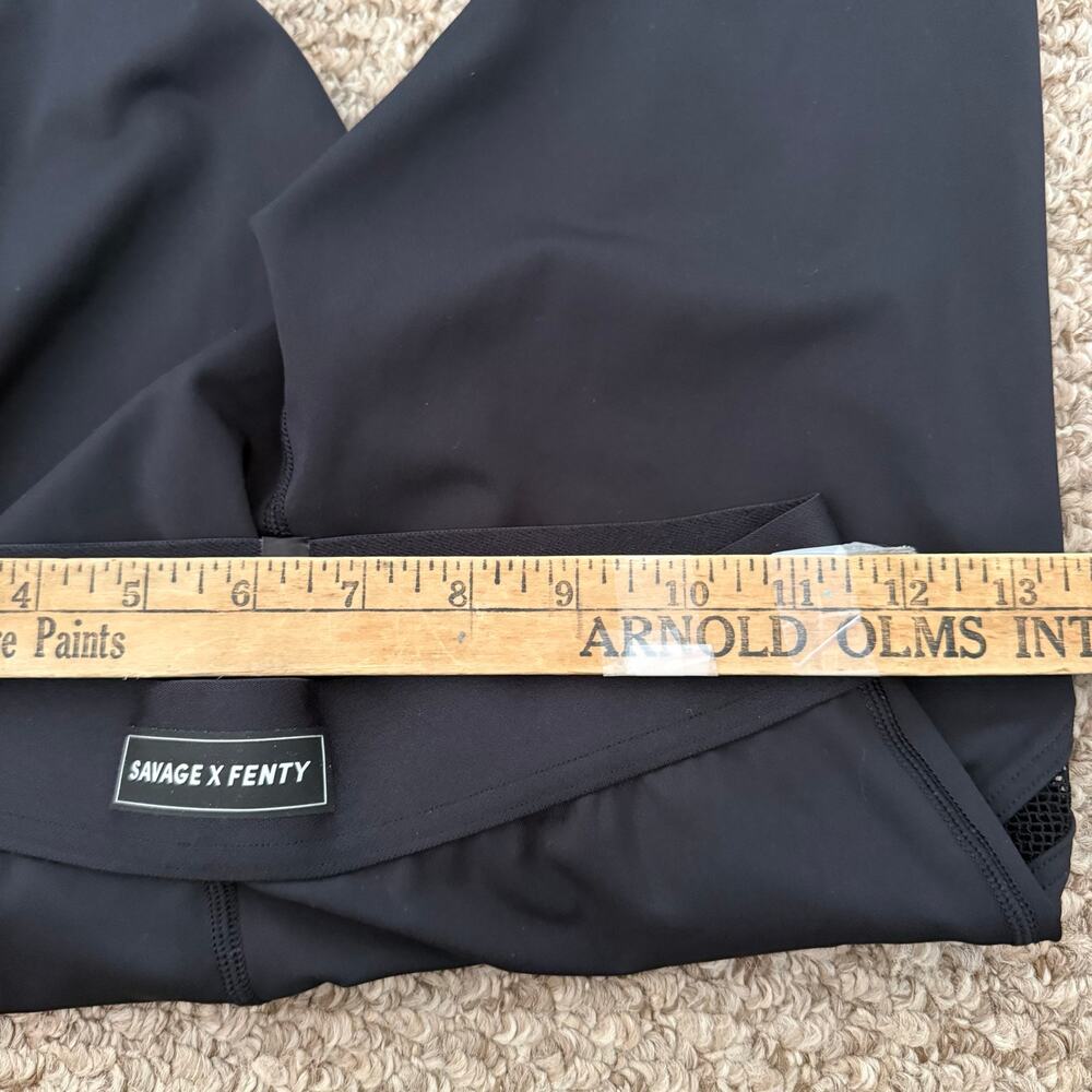 Savage X Fenty | Flow High Waist Mesh Trimmed Leggings in Black Activewear Gym - Picture 8 of 9